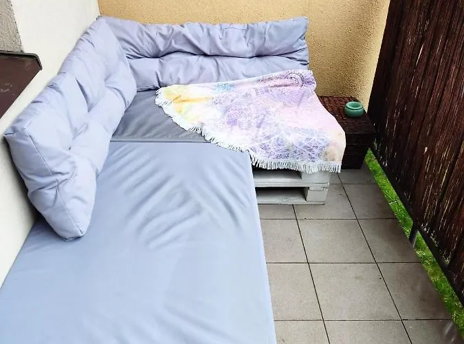 *** Cozy And Bright Lejlighed